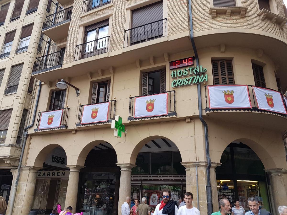 Hostal Cristina Estella Luaran gambar